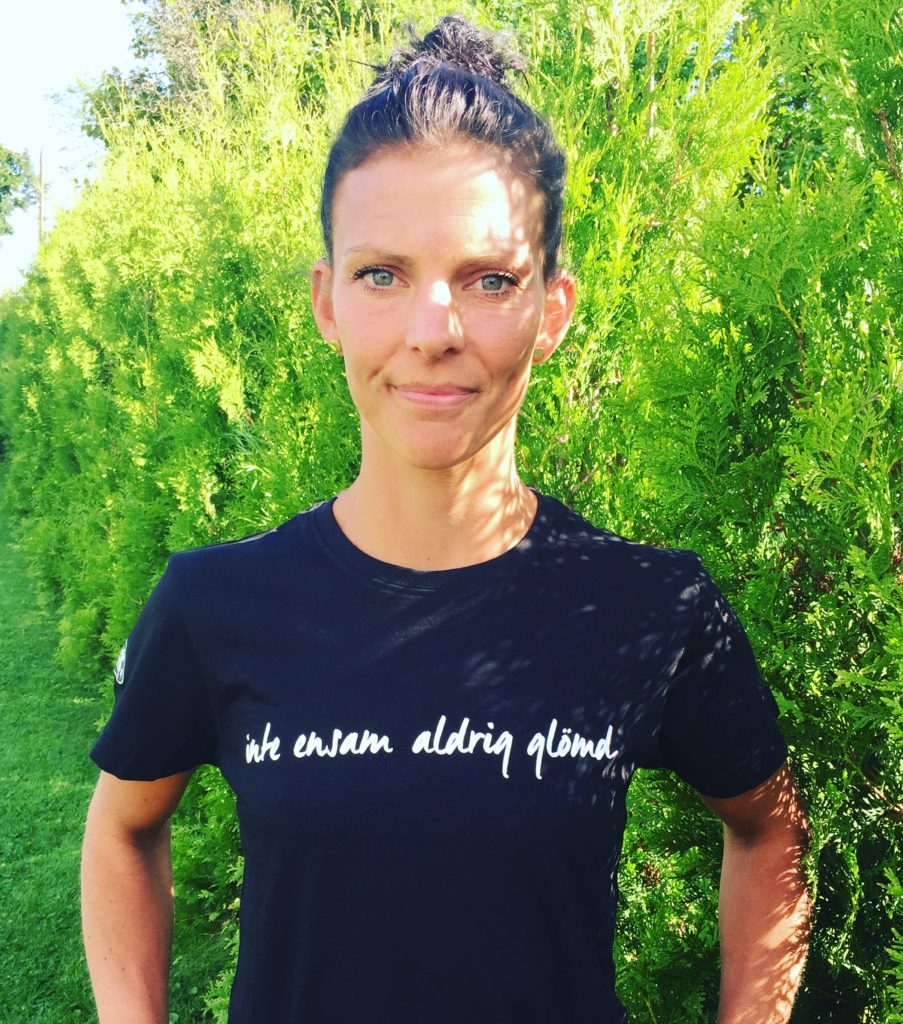 Inte ensam aldrig glömd